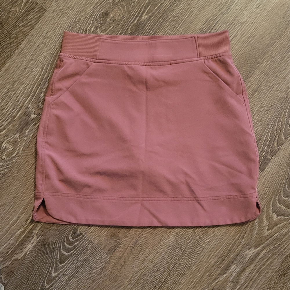 32° Cool Skort, Scarlet Oak, size XS